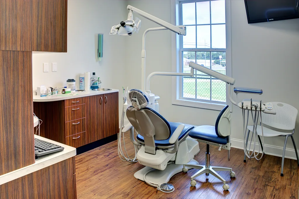 Sunshine Dentistry comfortable treatment room with dental chair